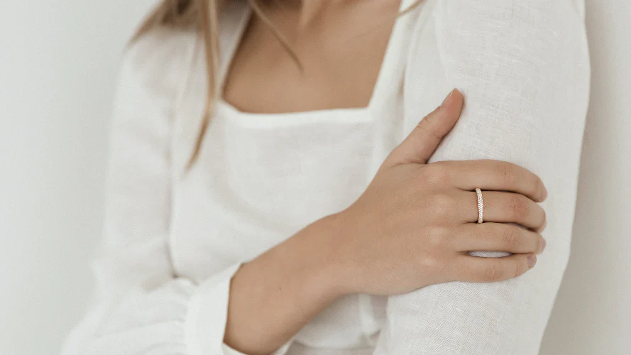 3 Row Pavé White Diamond Ring - 18K Gold | VS Clarity - Image 9