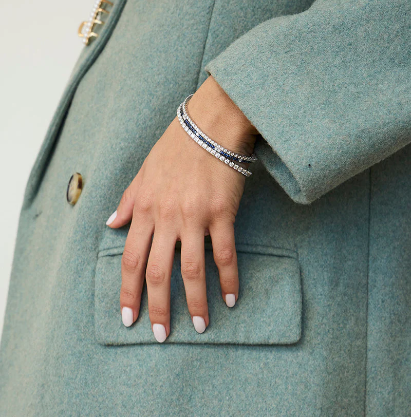 Blue Sapphire and White Diamond Tennis Bracelet - 18K Gold | VS Clarity - Image 8