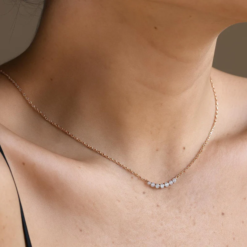 Diamond Crescent Necklace - 18K Gold | VS Clarity - Image 4