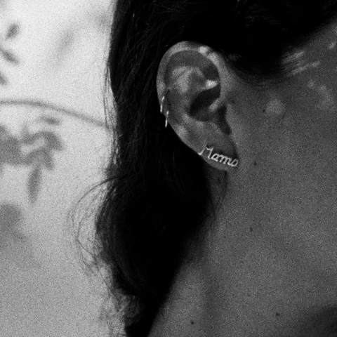Mama Stud Earring - 18K Gold | VS Clarity - Image 8