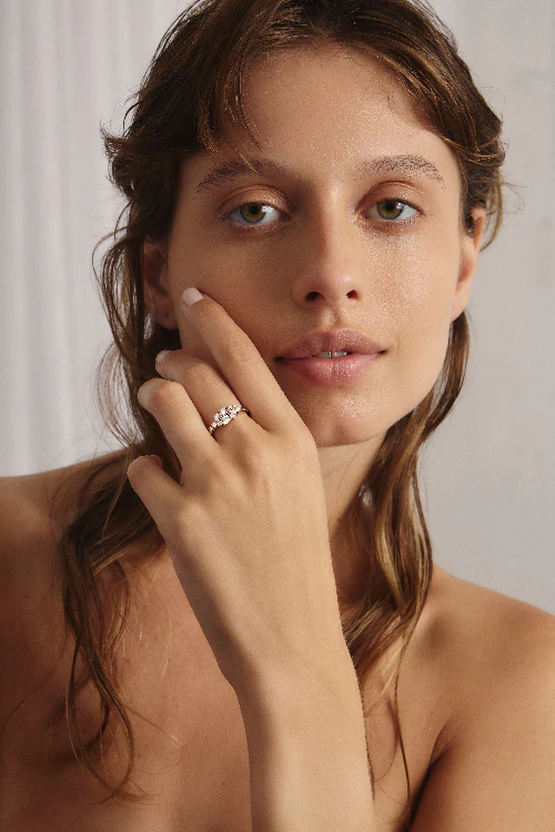 Round Diamond Cluster Ring - 18K Gold | VS Clarity - Image 6