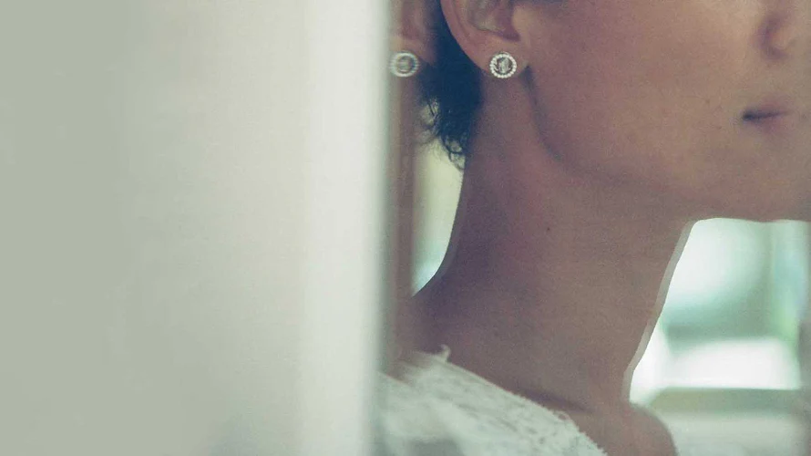 Rumba Dancing Diamond Stud Earrings - 18K Gold | VS Clarity - Image 5