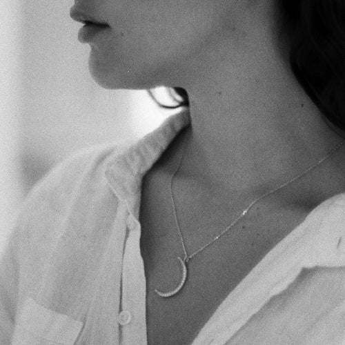 Crescent Moon Necklace - 18K Gold | VS Clarity - Image 4