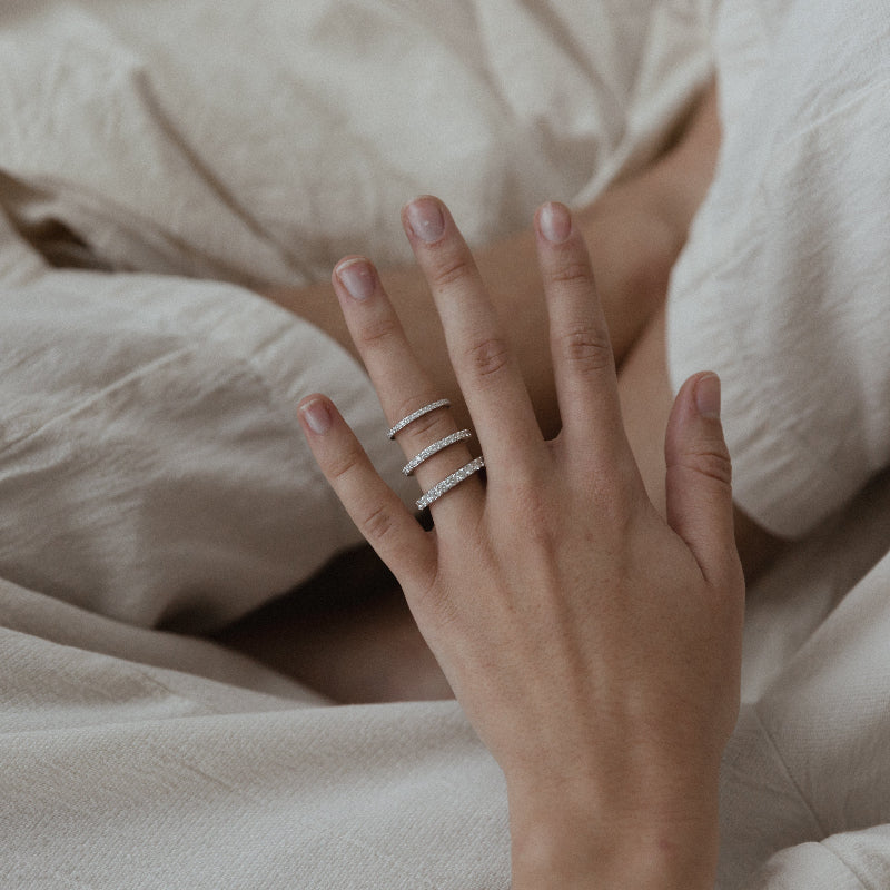 2 Carat Diamond Eternity Band Ring - 18K Gold | VS Clarity - Image 4