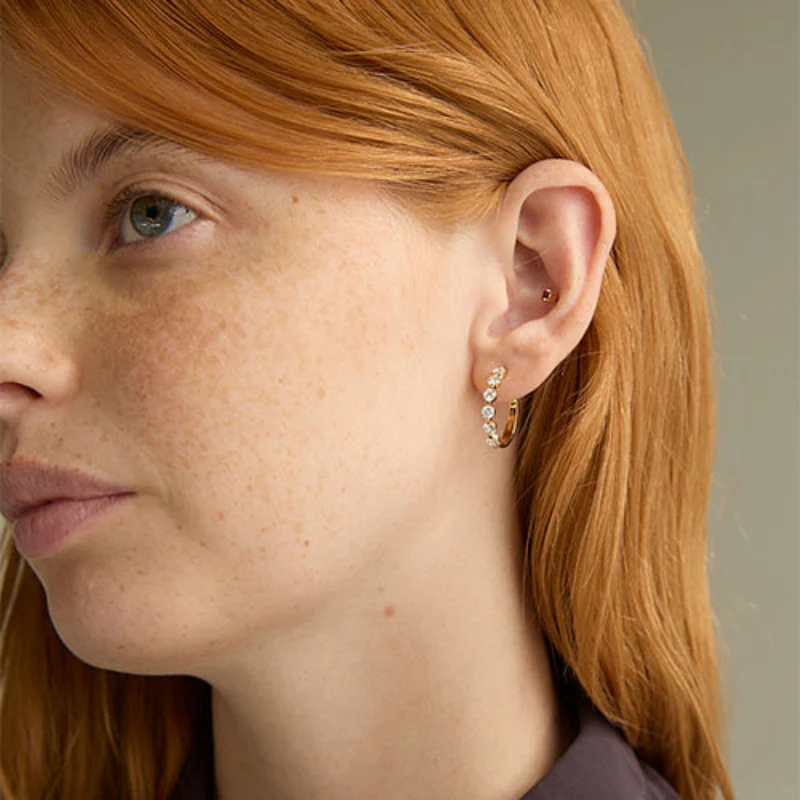 Multiple Diamond Hoops with 0.50 Carats - 18K Gold | VS Clarity - Image 7