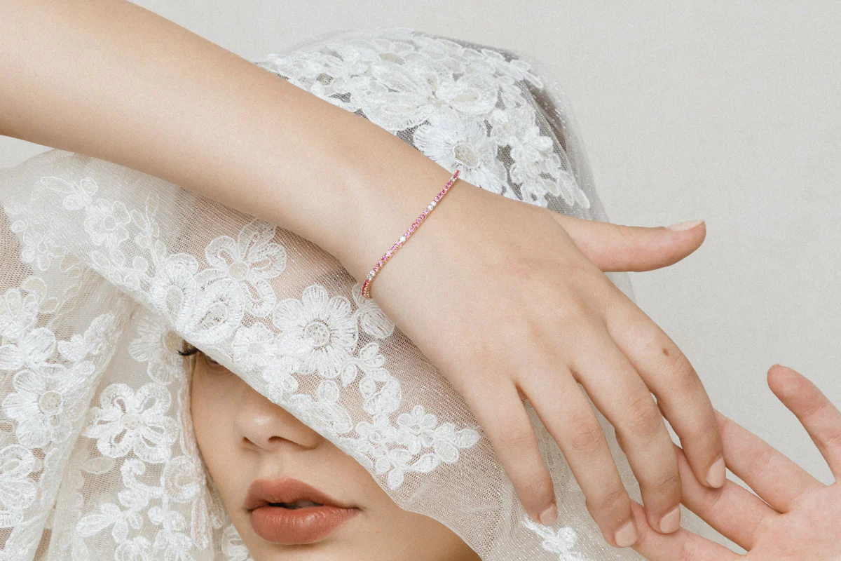 Pink Sapphire and White Diamond Tennis Bracelet - 18K Gold | VS Clarity - Image 3
