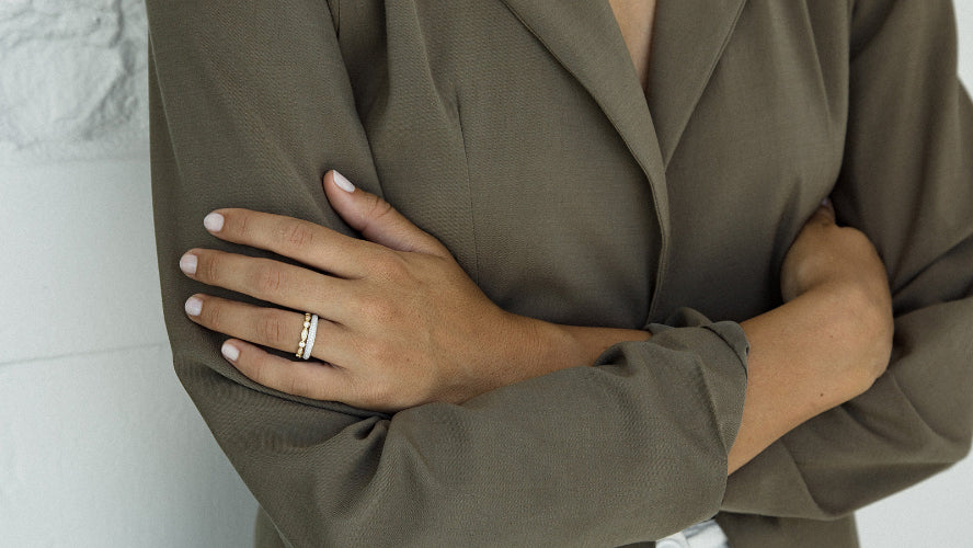 Vintage Inspired Diamond Band -  18K Gold | VS Clarity - Image 10